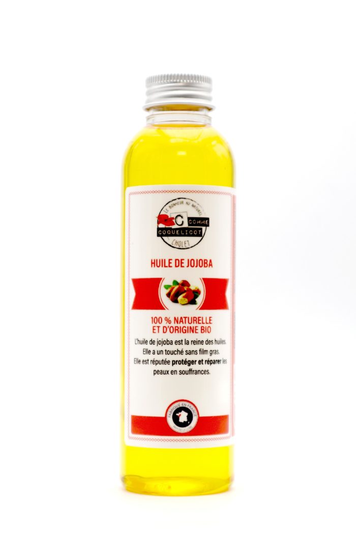 <div class="categorie">Huile Végétale</div><div class="description">100% origine BIO <br><span style="font-weight:600;">Huile cosmétique de Jojoba</span></div><div class="avantage">Peaux mixtes - Peaux irritées</div><div class="lavage">150 ml</div>